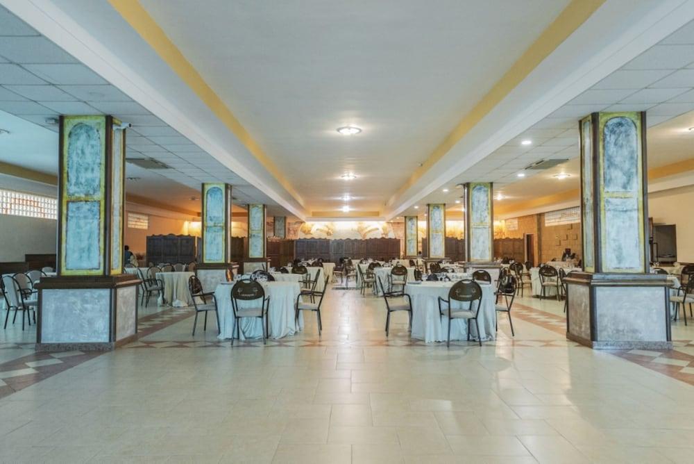 Hotel Bizantino Массафра Экстерьер фото